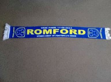 Romford Wembley scarf.jpg