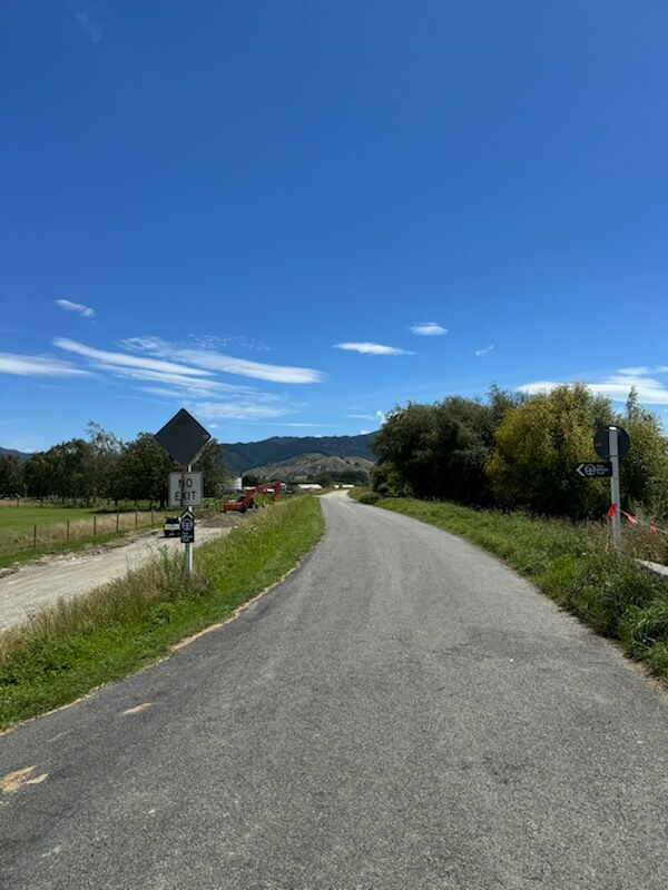 Upgrade to stop bank along Peninsula Road