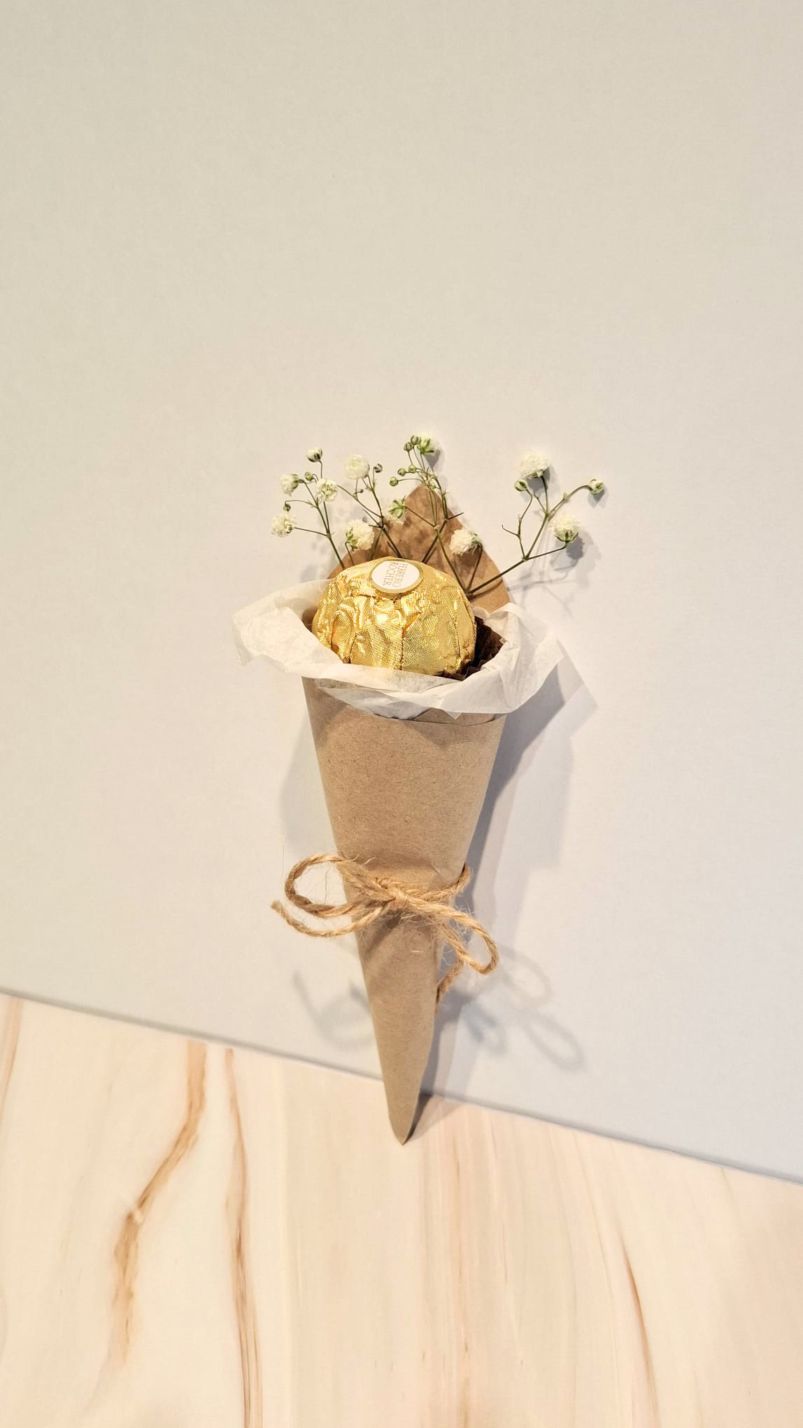 Ferraro Favour