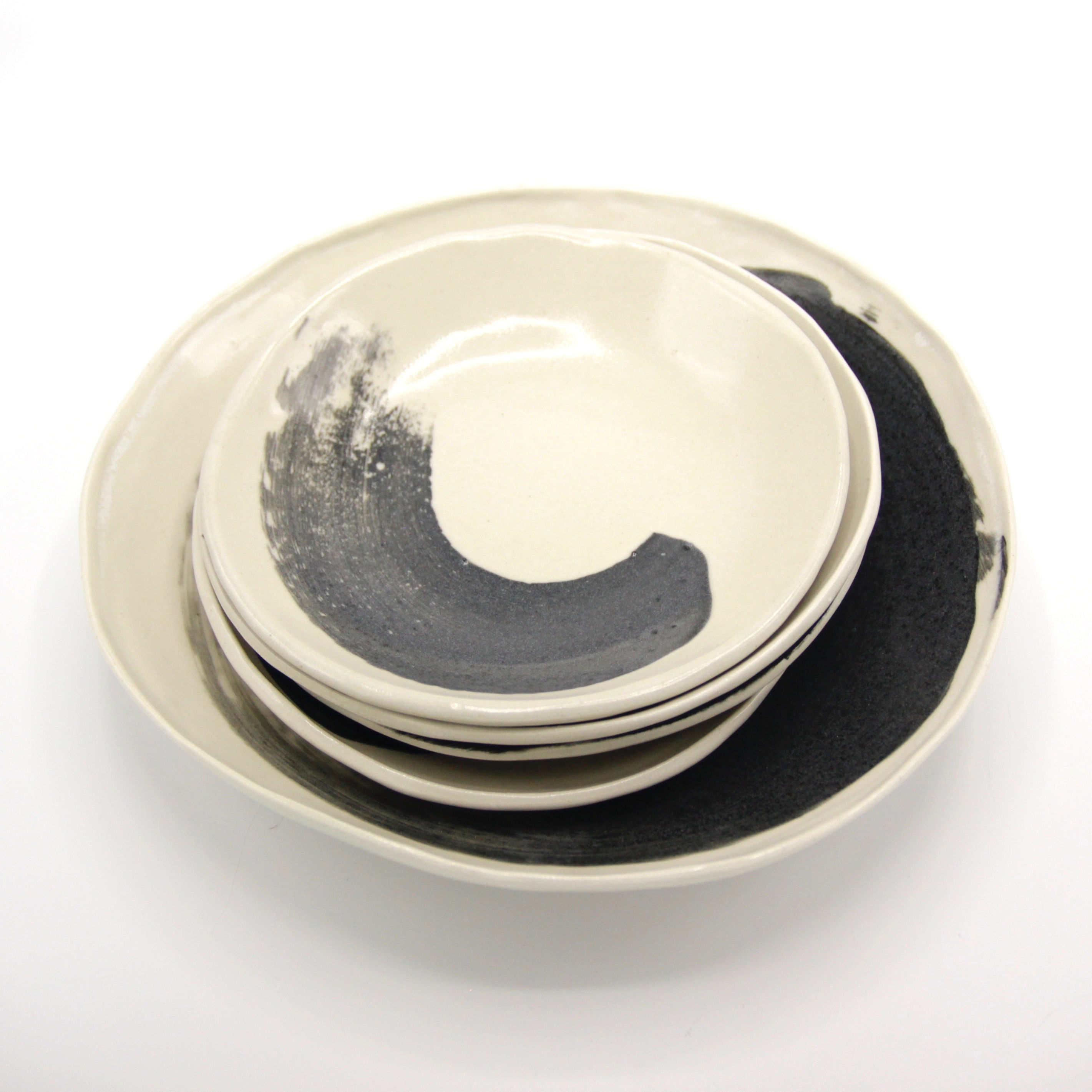 Swoop Platter with Plates