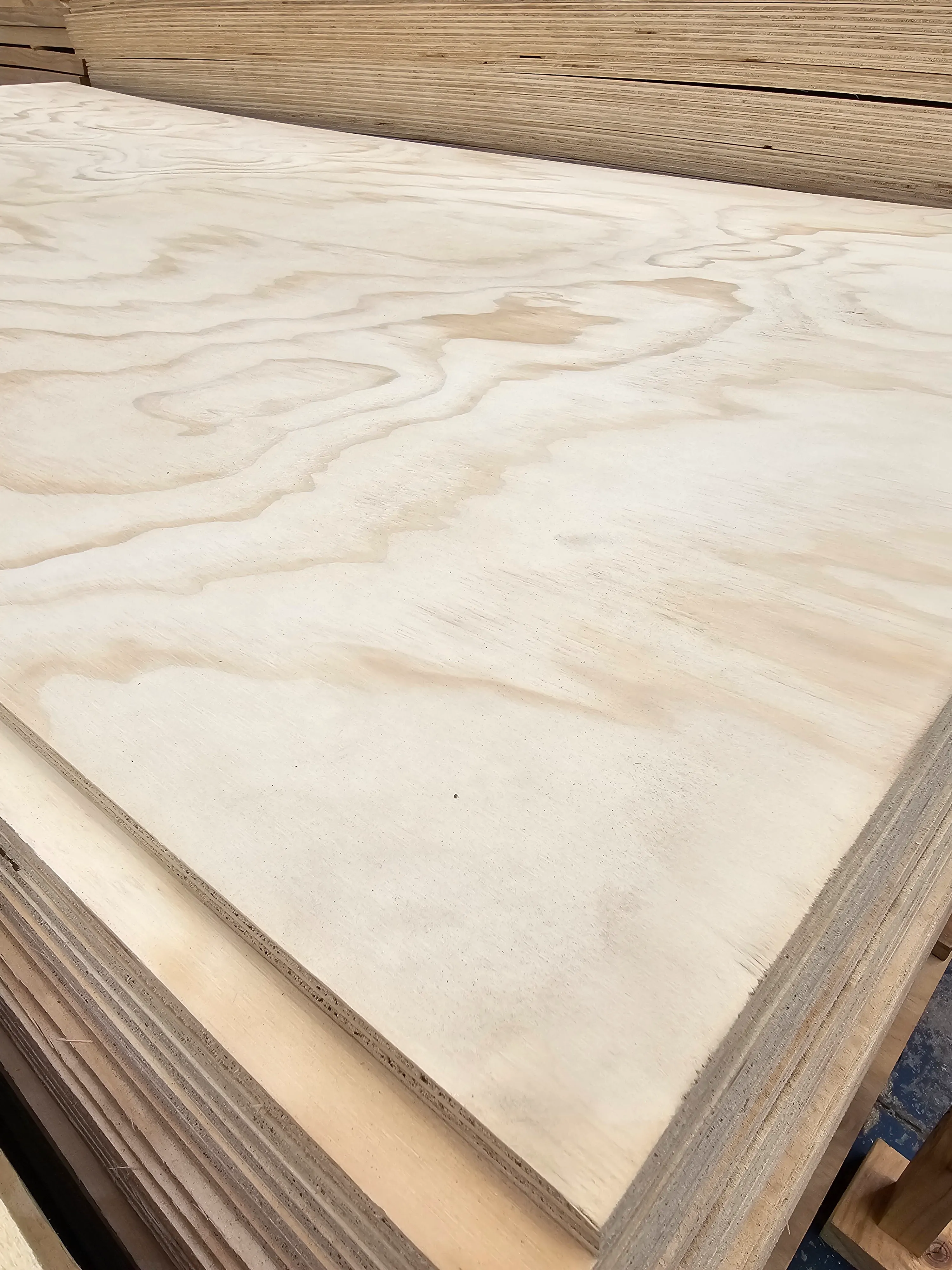 BD Grade Structural Plywood 2400 x 1200 bornagainpallets