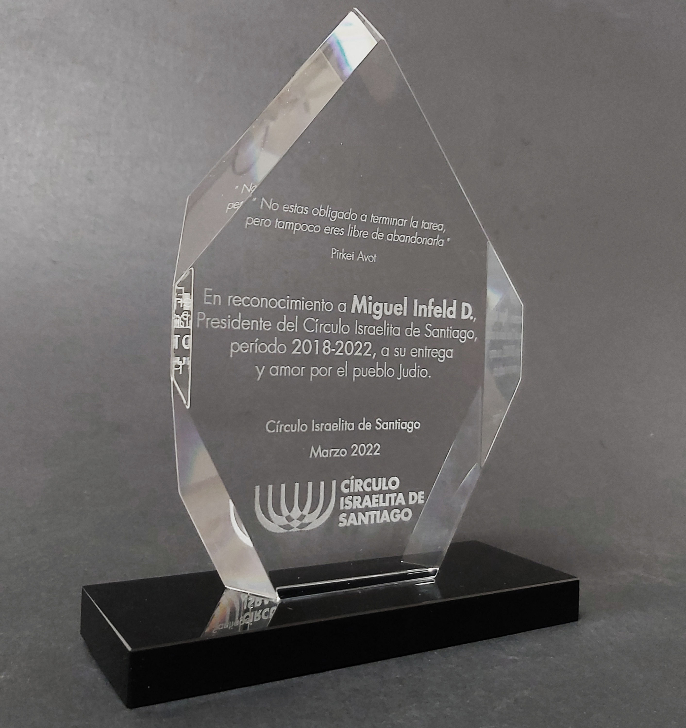 PGCA61-Trofeo Cristal Black Diamond (valor neto)