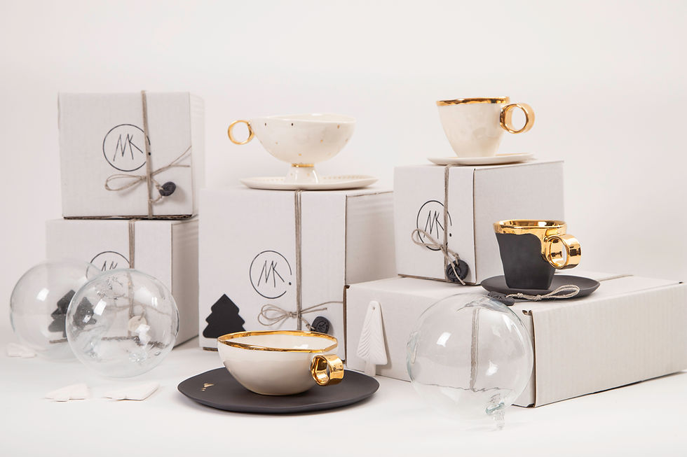 Miniatura: Tancerka -  porcelanowe espresso z talerzykiem