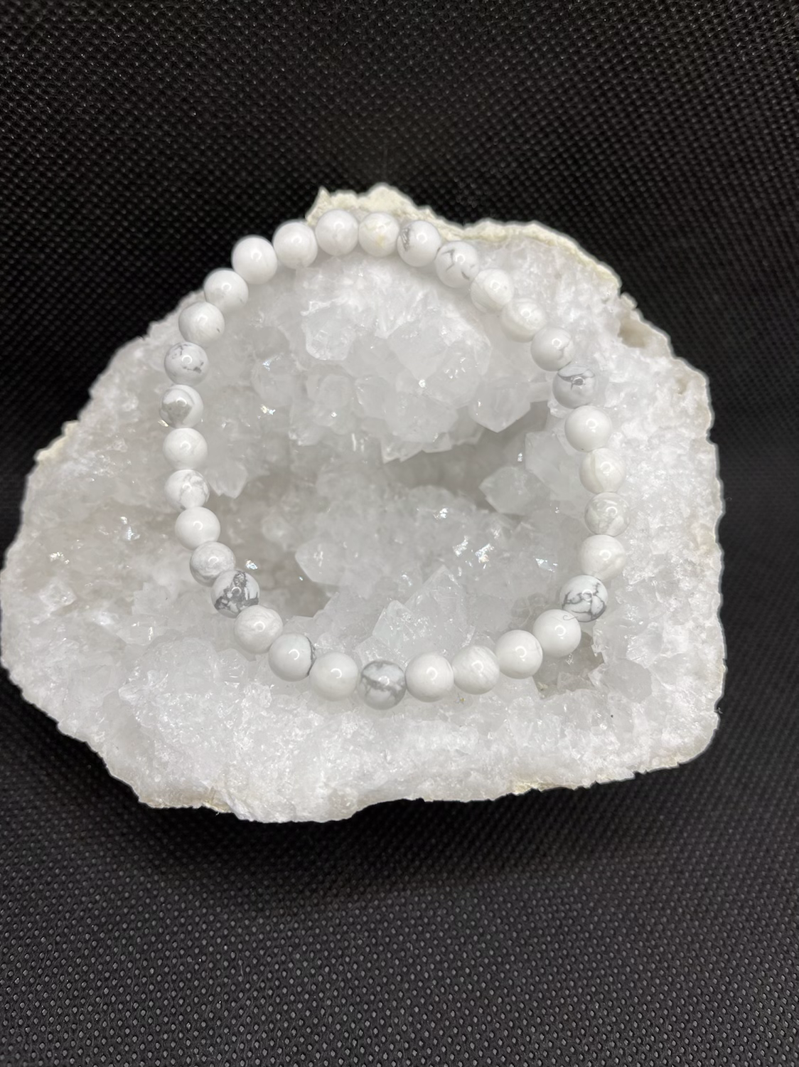 Bracelet Howlite 6mm