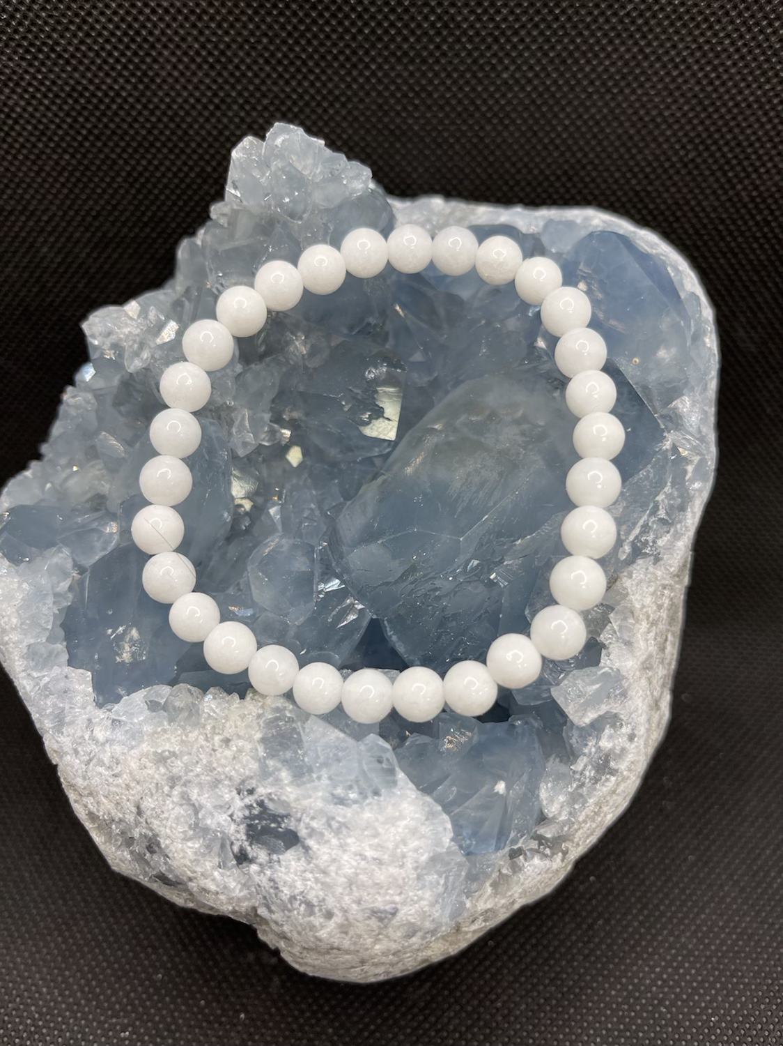 Bracelet Jade blanc 6mm