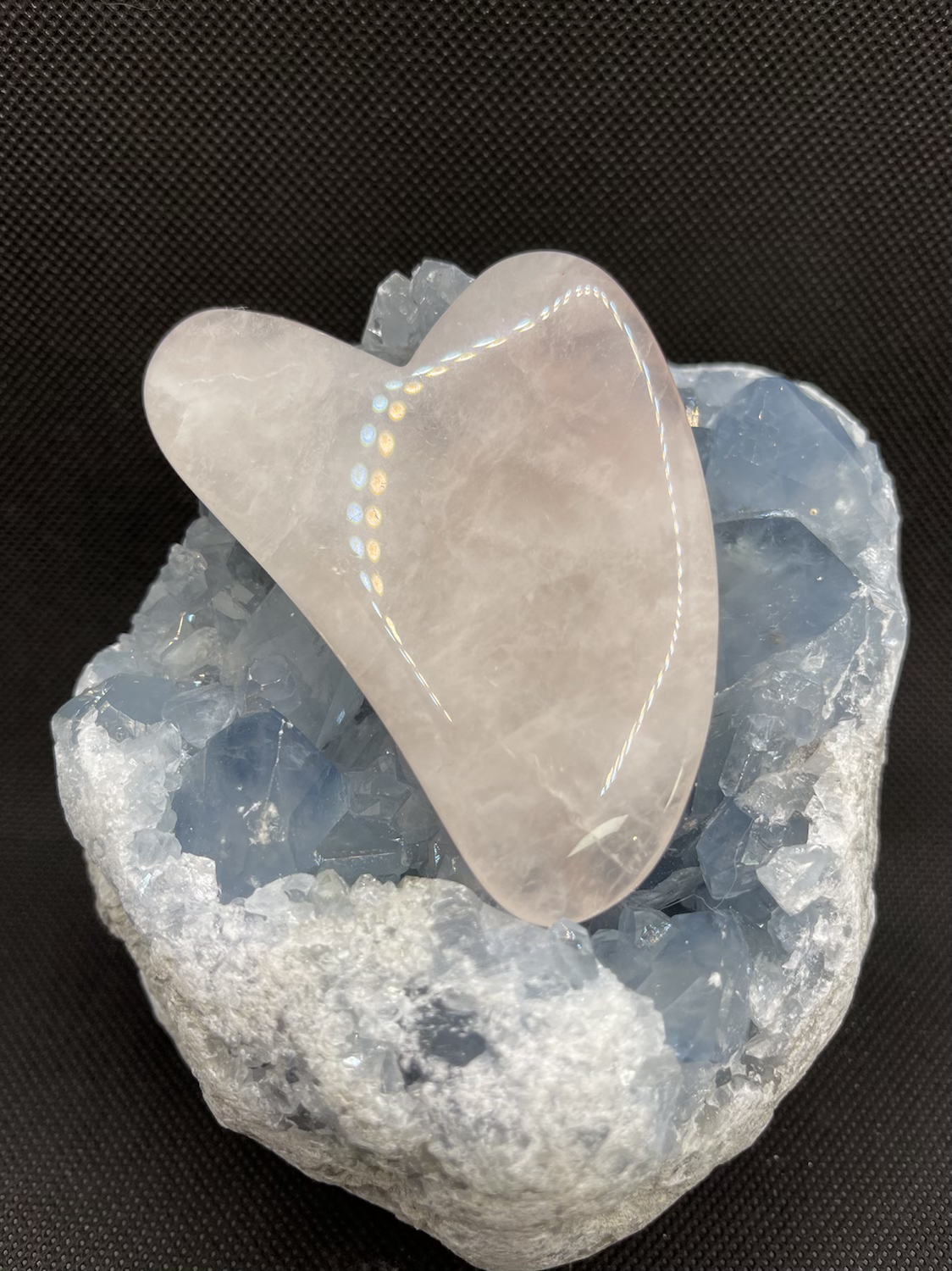 Gua sha Quartz rose