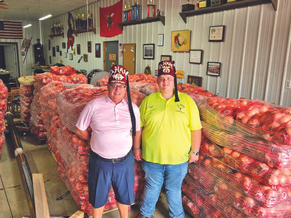 Shriners Donate to Food Bank