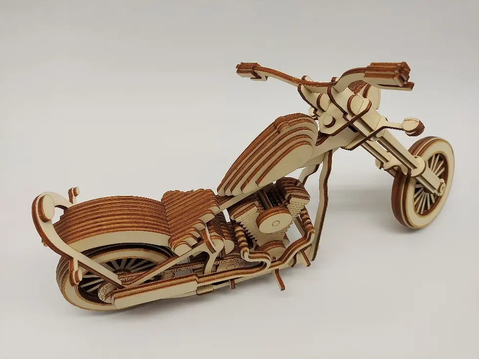 Sličica: leseni 3D model motor čoper