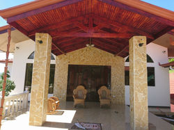 Columnas enchapadas de mollejón publido irregular