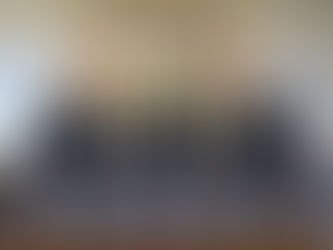 我會會刊徵文作者榮獲美酒獎品