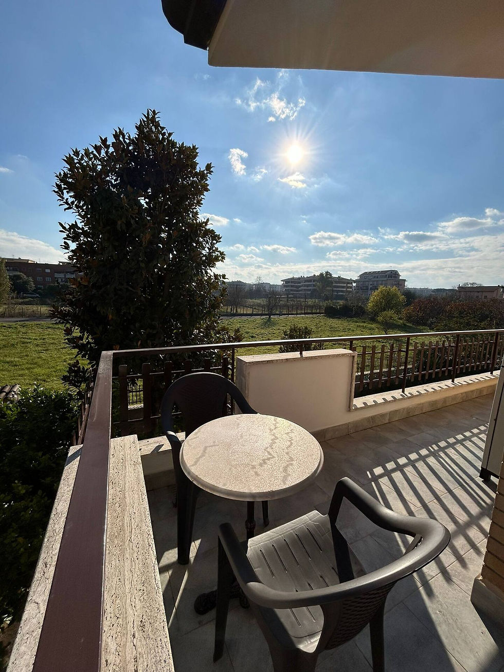 chiara terraza con vista