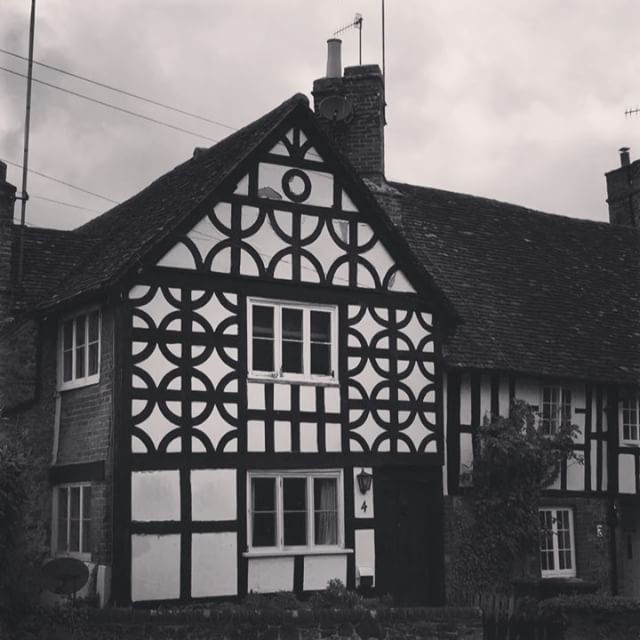 A report of ventures through Surrey after a wonderful weekend of gigs