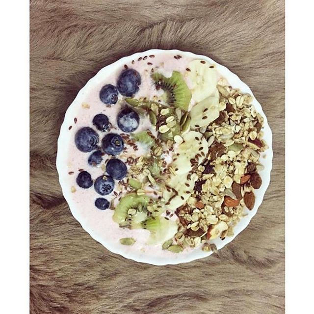 Aniqah's Smoothie bowl