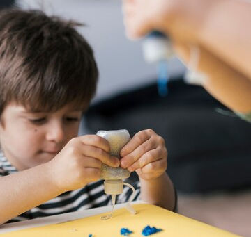 Що потрібно знати про аутизм, міфи та реальність.