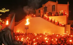 A procissão do fogaréu e os resquícios da Inquisição