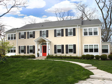 Colonial House Stucco