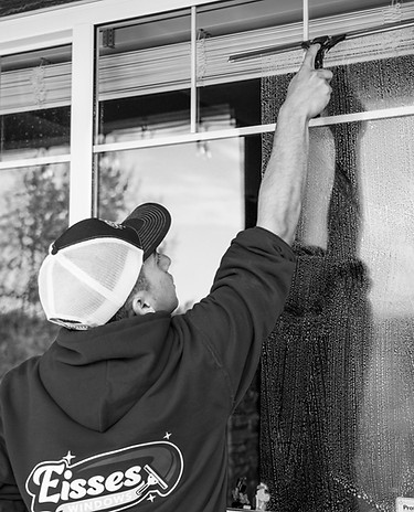BW_EissesWindows_2025-43.jpg