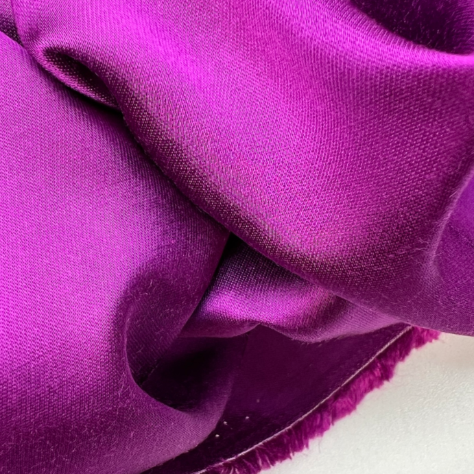 Thumbnail: Burberry ex-designer viscose satin, fuchsia pink, per 0.5m