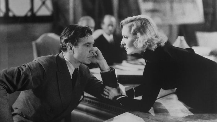 Mr. Deeds Goes to Town: Another Capra Classic That Hasn't Quite Stood the Test of Time (Blu-ray)