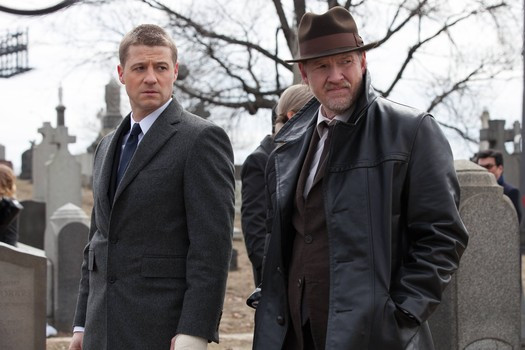 Ben McKenzie and Donal Logue in "Gotham"