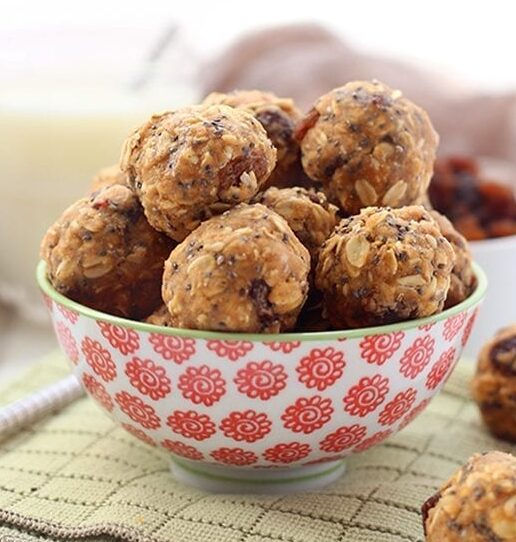 Peanut Butter Oat Protein Balls