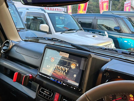 💡JB74ジムニーシエラにアルパイン専用ナビとテールランプ取付💡