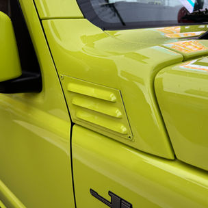 JB64ジムニー🚙カウルサイドパネルをダクト加工👨🔧