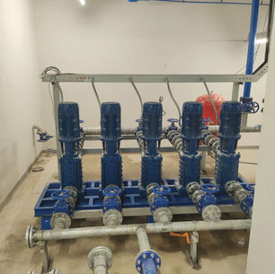 Installation eines Drucksystems im Ho Chi Minh Exhibition Centre mit Pumpen der Foras BMV-Serie