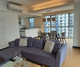 Luxury High Rise Condo Unit in BGC