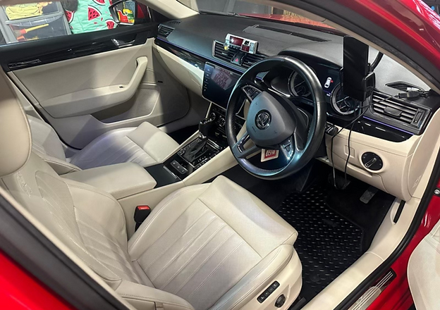 Taxicall Website (1).png