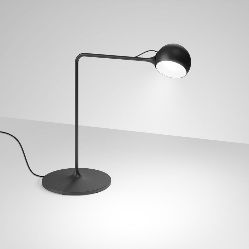 Miniature : IXA - ARTEMIDE - Lampes de table