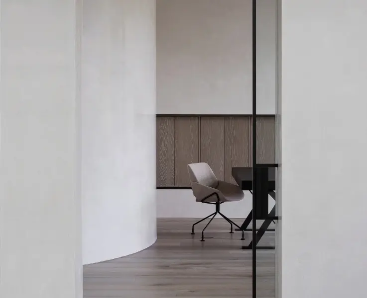 Miniature : MONK - PROSTORIA - Chaises