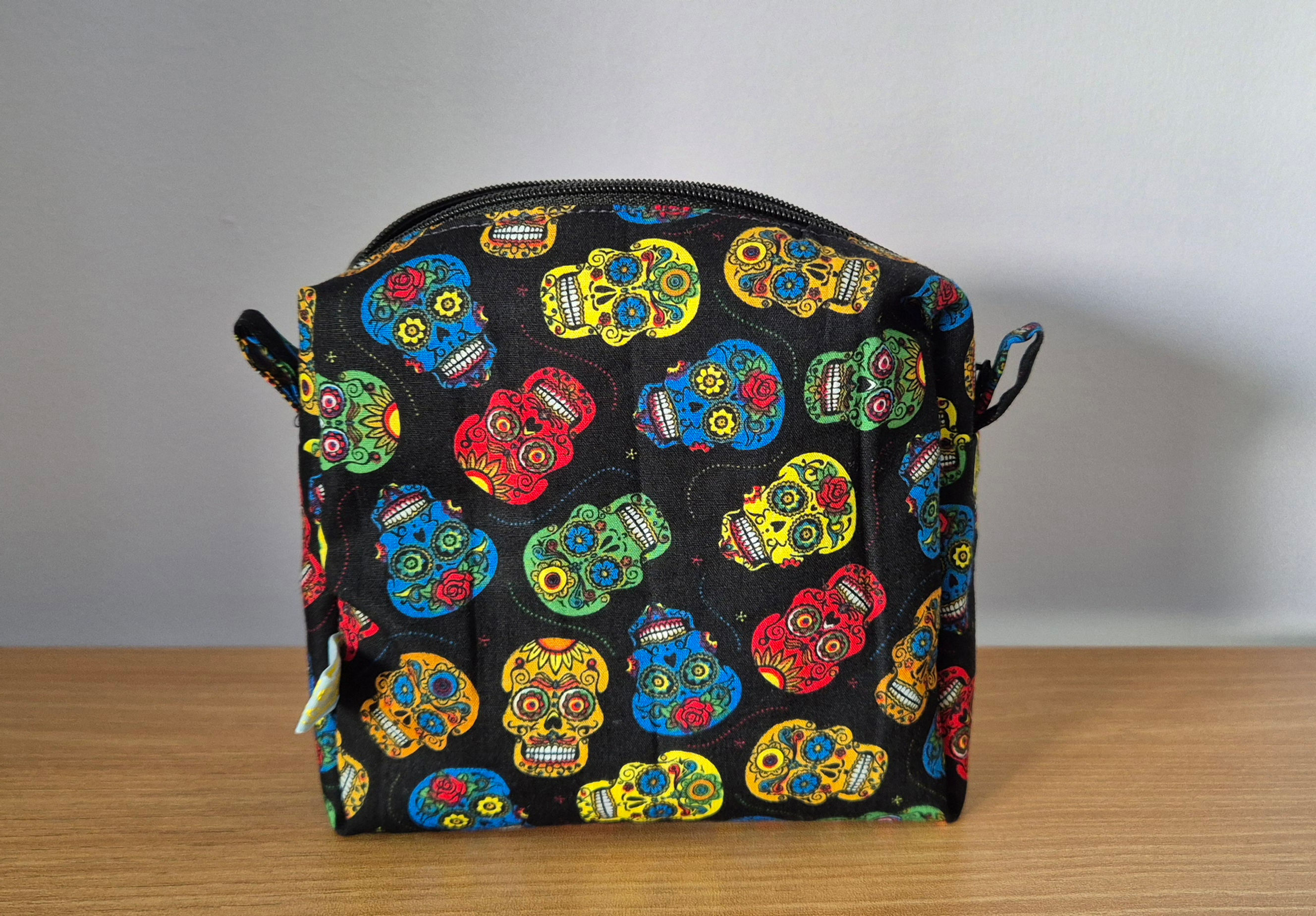 Black Fabric pouch with colourful Skull Print and black zip