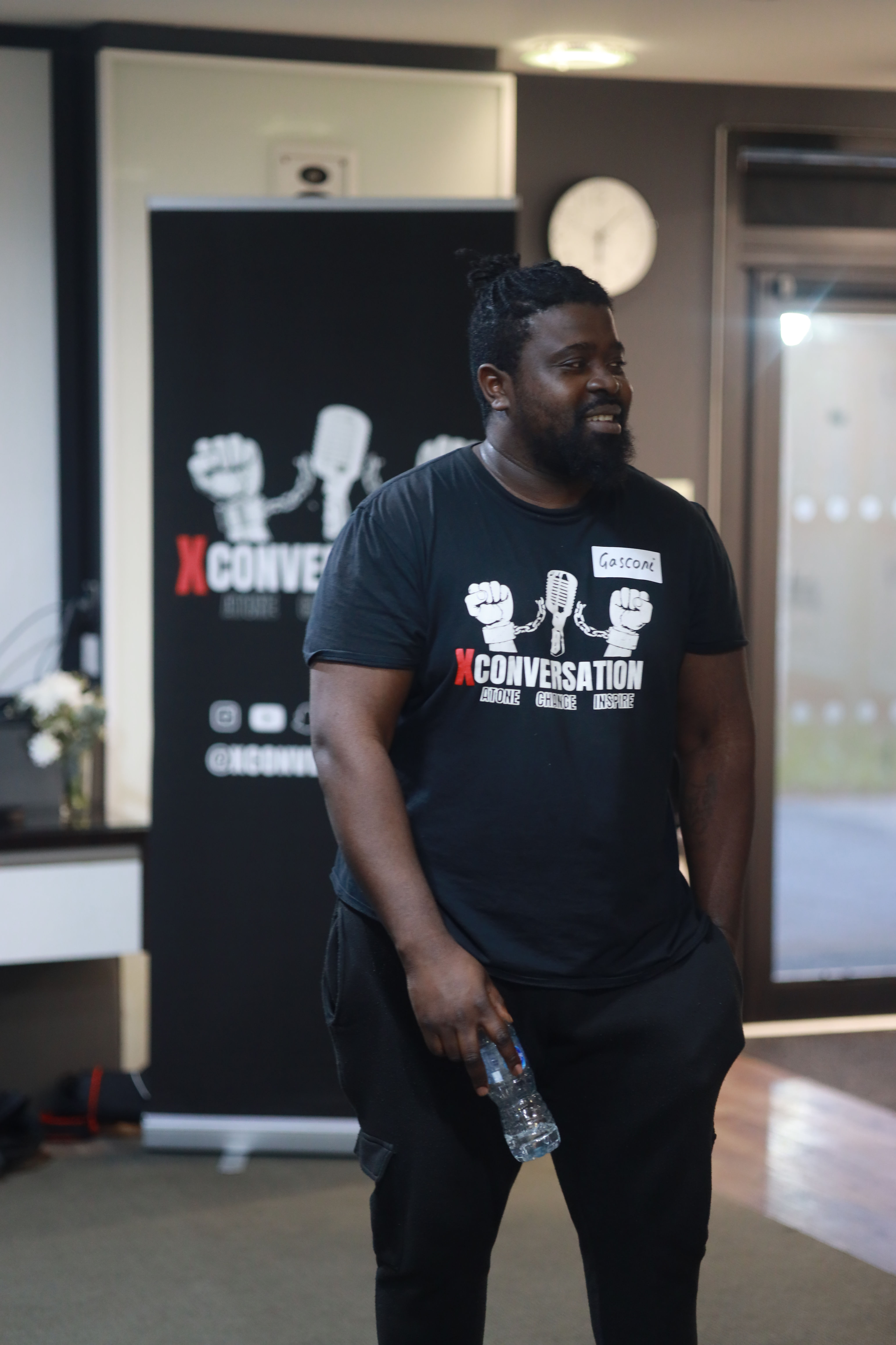 Xconversation: Crewneck T-shirt (Black)