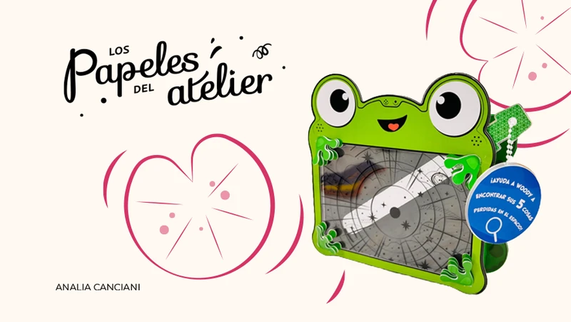 Caja tableta de chocolate Kinder temática Toy Story hecha en papelería creativa con juego interactivo de linterna en acetato para buscar objetos ocultos de Woody.