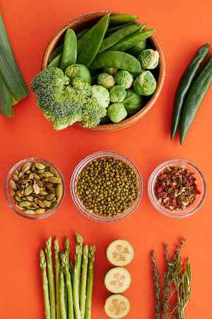 How Much Fibre Per Day Should You Actually Eat? Are You Getting Enough? And What 30 Grams a Day Actually Looks Like