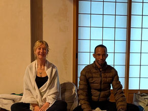 Zen master s palicom u ruci