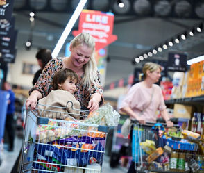You Could Get A £100 Aldi Gift Card By Applying To The Aldi Back To School Fund
