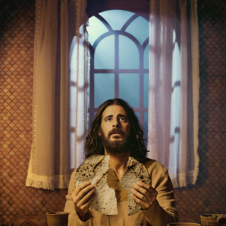 Jesus breaking bread in The Chosen Seaosn 5