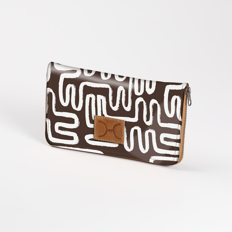 Thumbnail: Large Wallet - Laminated Fabric