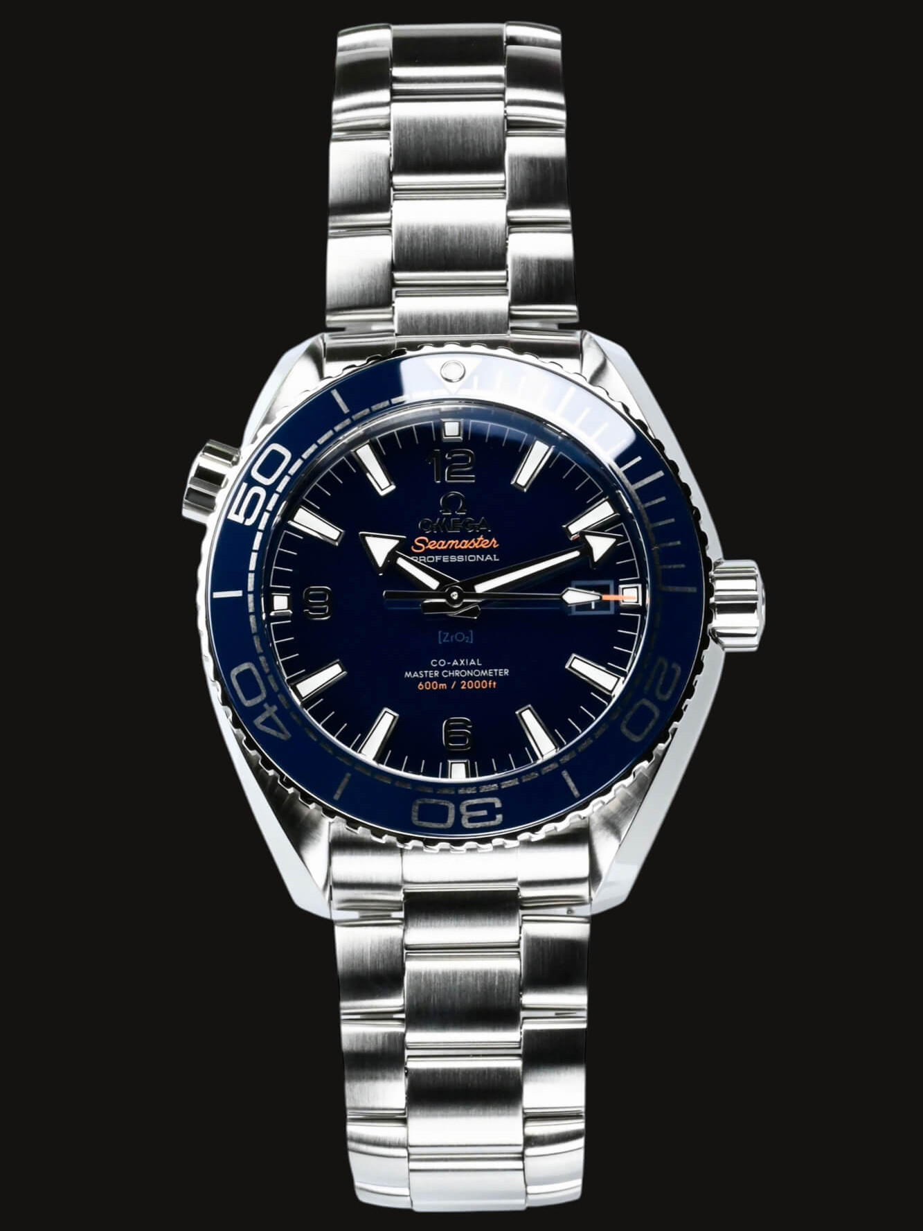 Omega Luxury Watches OMEGA Seamaster Planet Ocean 600M Reference : 215.30.44.21.03.001 Avent0ri Front View