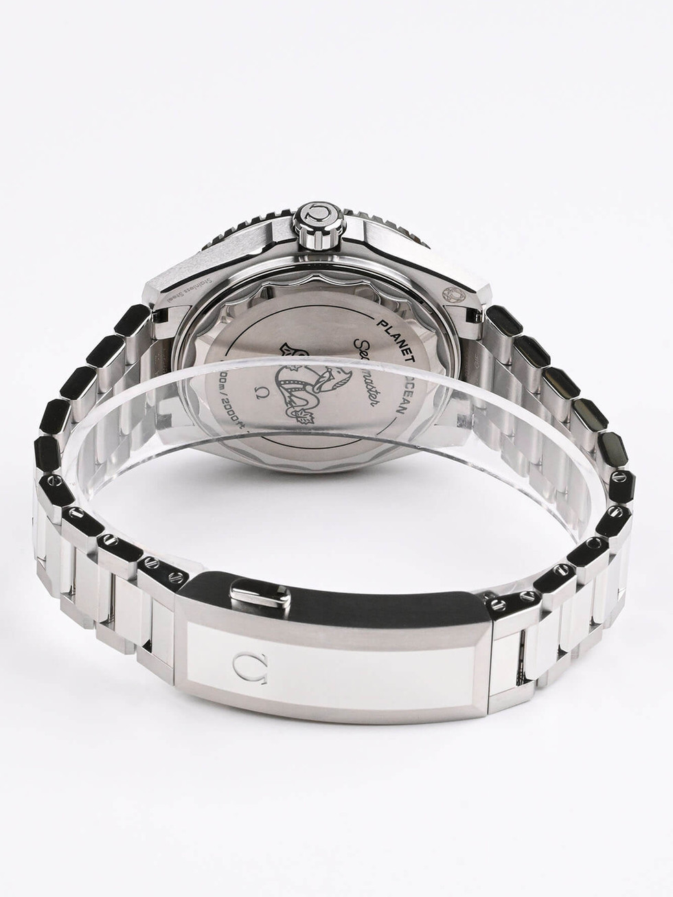 OMEGA Seamaster Planet Ocean 600M Reference 217.30.42.21.01.001 Avent0ri Back View