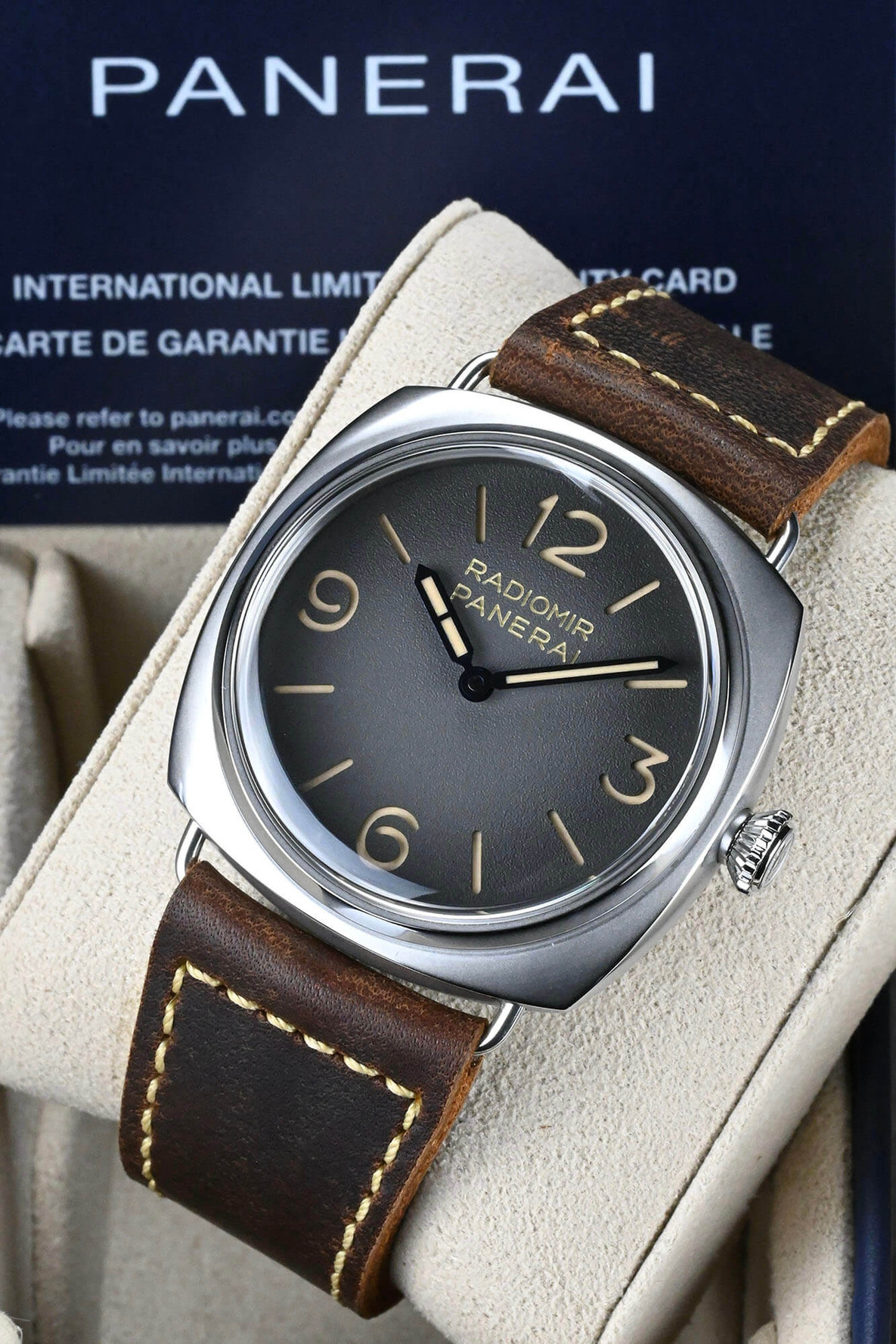 Panerai Radiomir Tre Giorni  Reference : PAM01334 Avent0ri