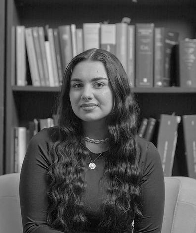 Portrait de Melani Stevanovic, assistante comptabilité et RH chez KMD & associés