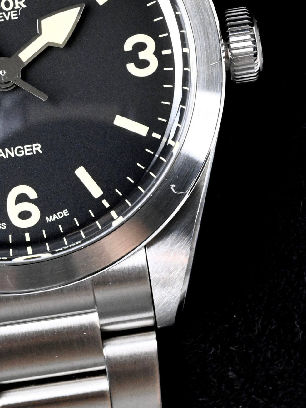 Timeless Luxury Watches TUDOR Ranger Reference : M79950-0001 Avent0ri Detail View-2