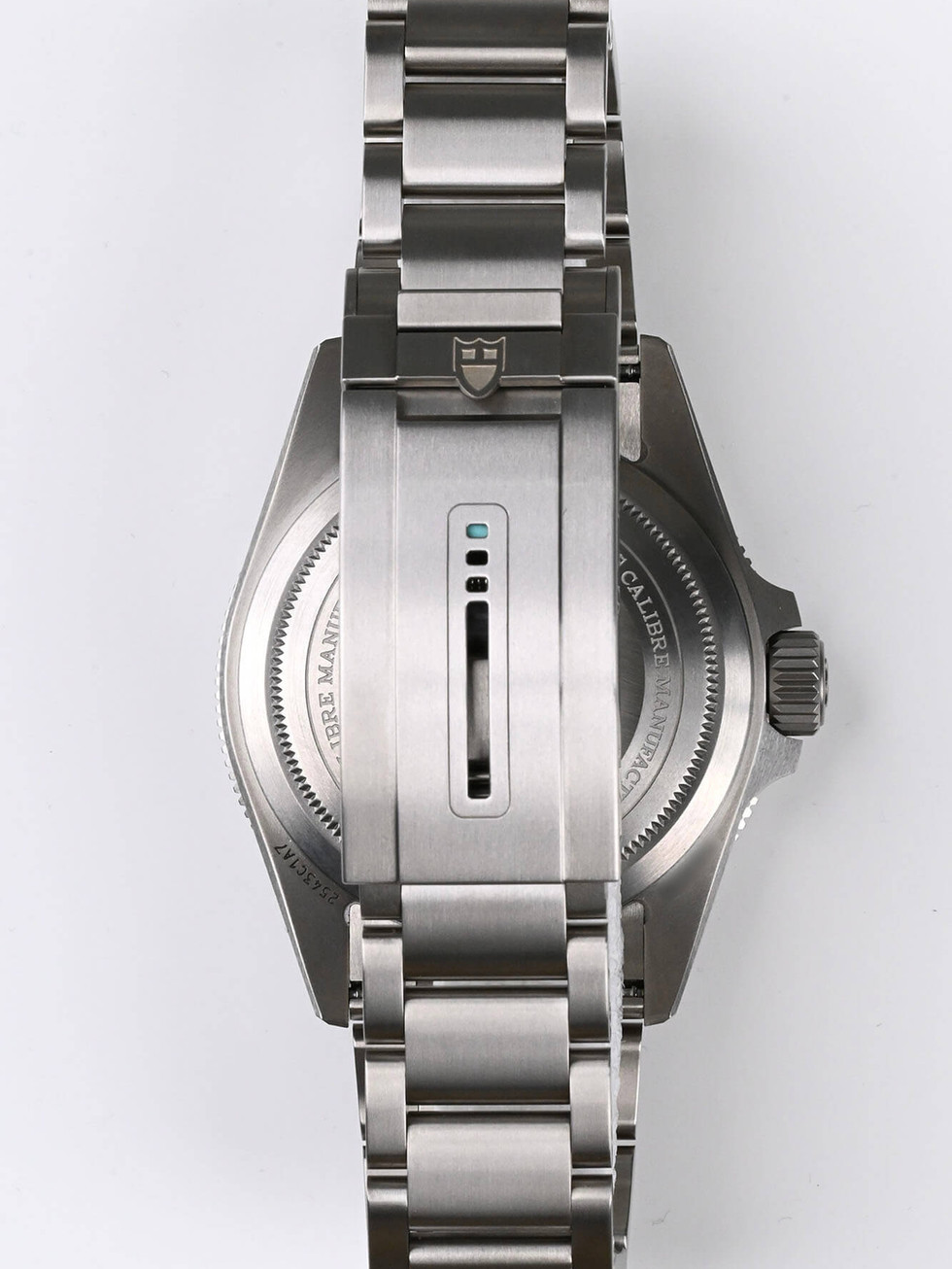 Timeless Luxury Watches TUDOR Pelagos Ultra Reference : M2543C1A7NU-0001 Avent0ri Back View