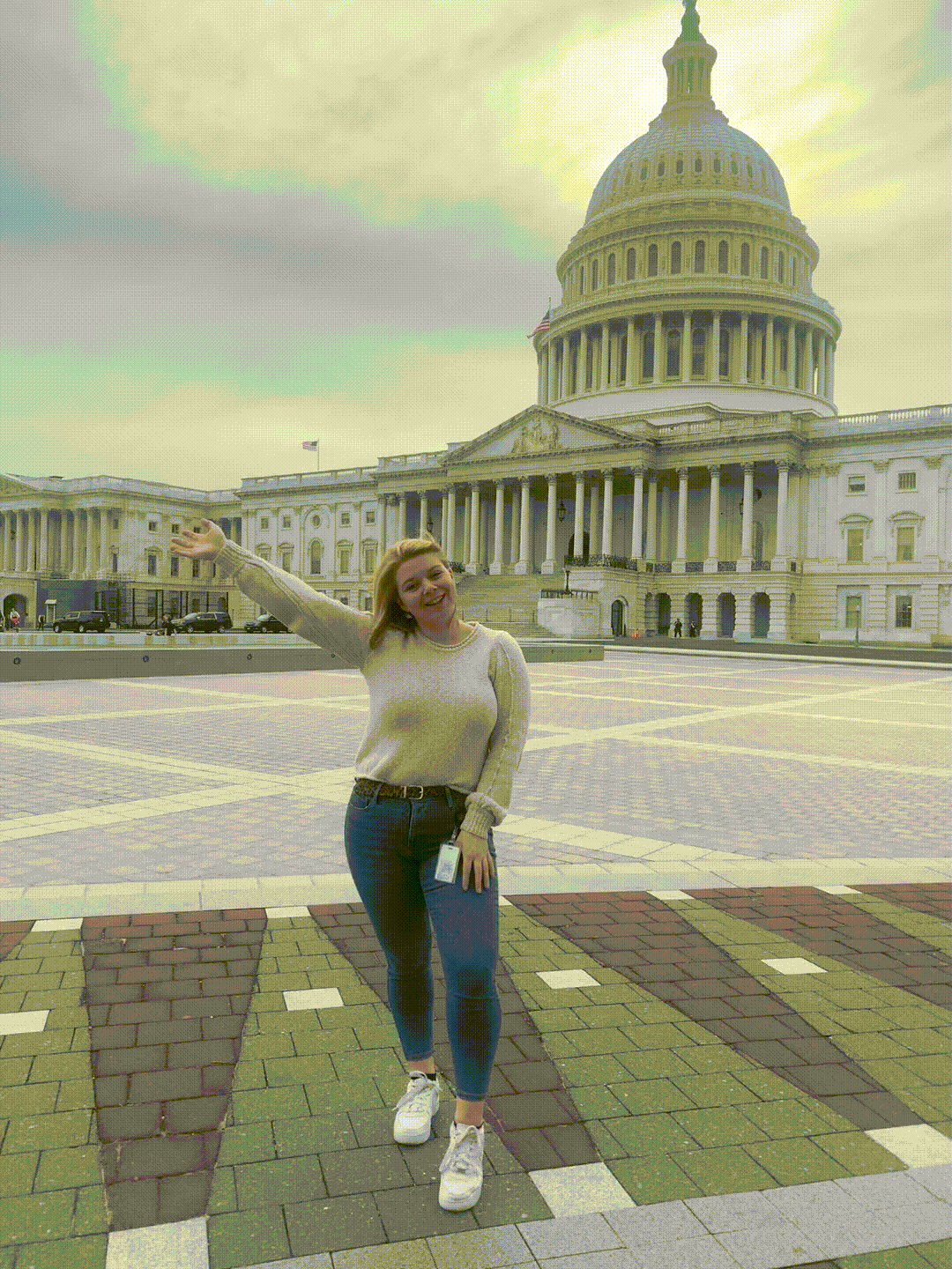 9CB66E10-97FD-4544-A5B5-7AD214B6F534.gif