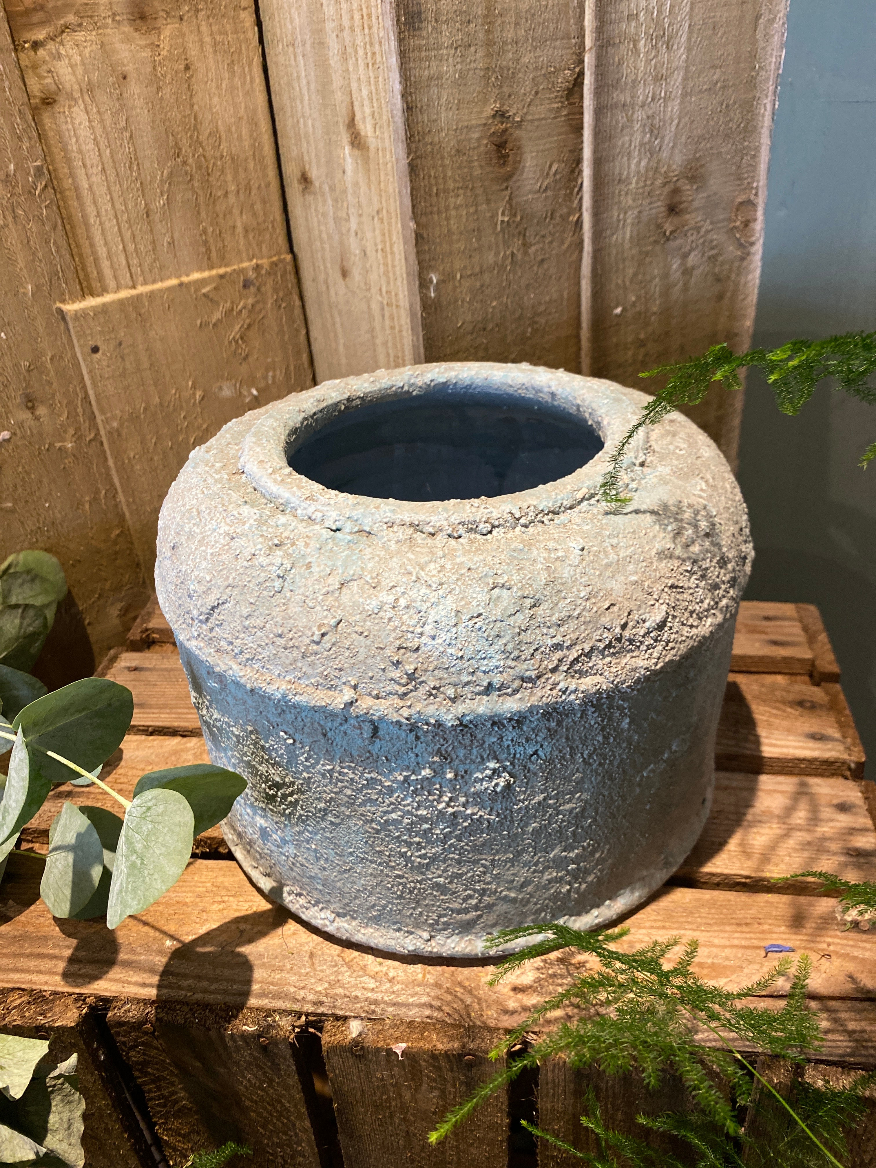 Cliff Ceramic Pot 