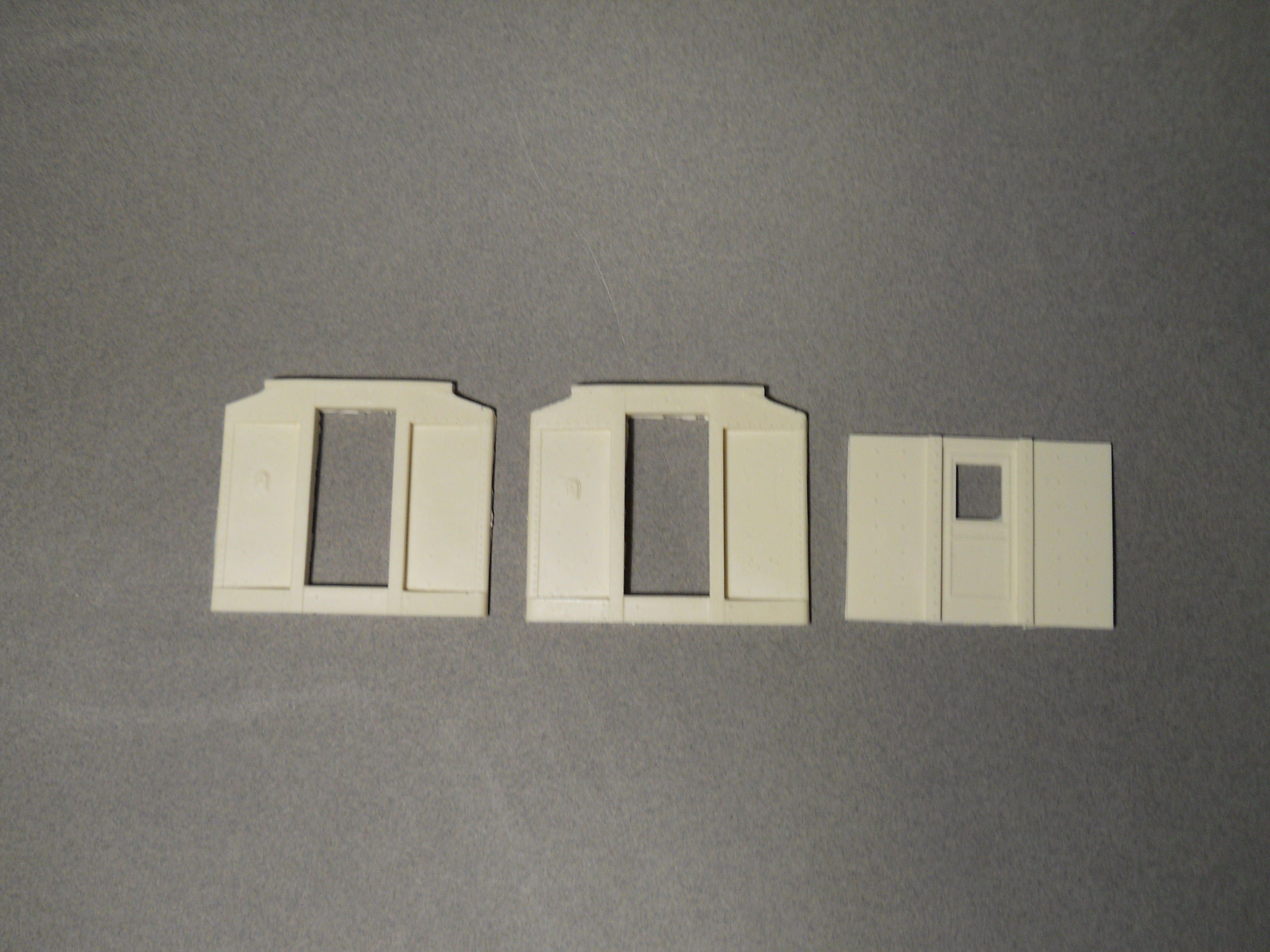 DM-226 Pullman Heavy Weight car ends recessed