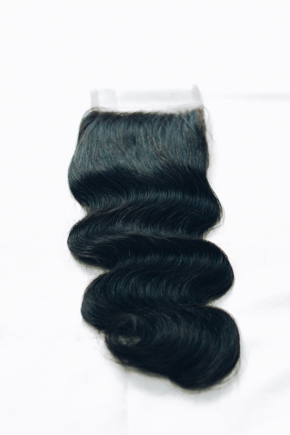 MALAYSIAN BODY WAVE 4x4 TRANSPARENT CLOSURE 